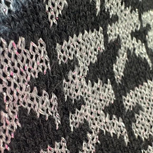 Michael Kors Monogram Black and silver Scarf - Picture 8 of 8